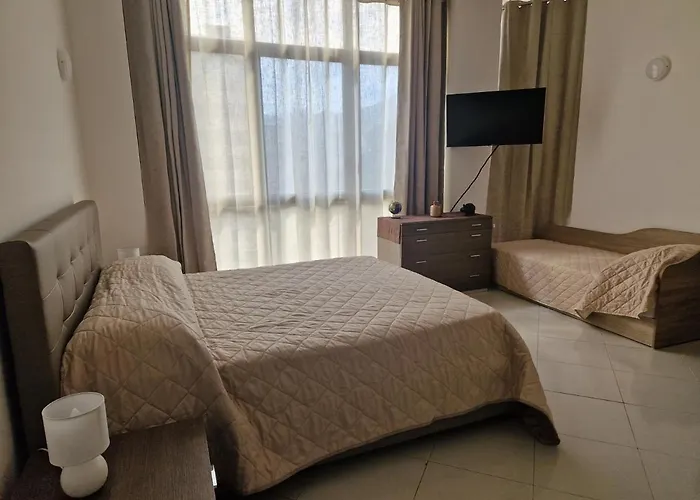 Appartement Sara House *